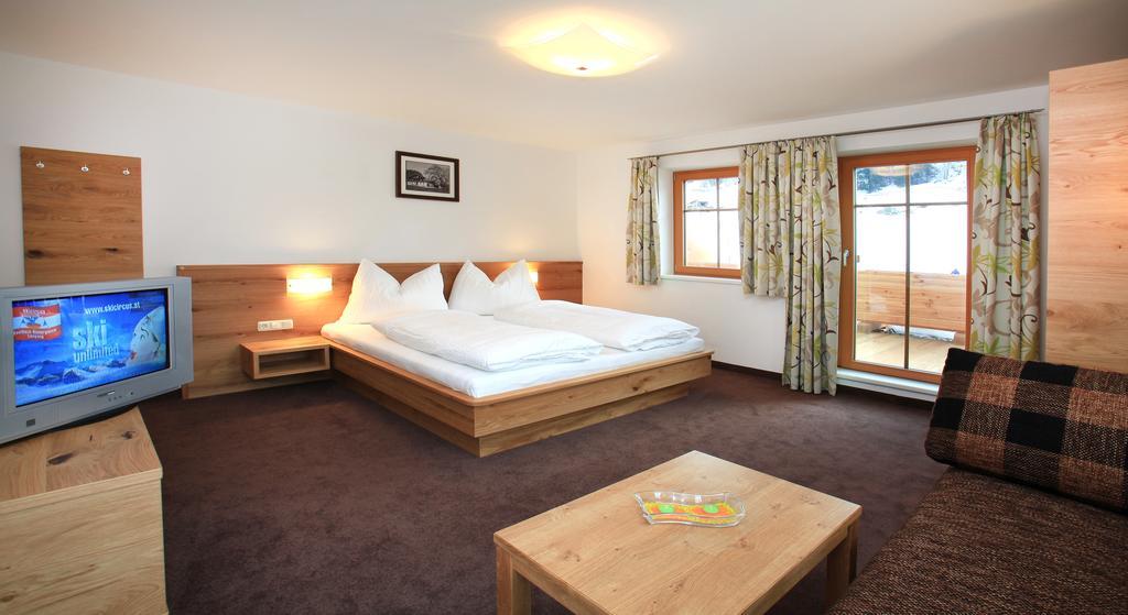 Tarlack Appartements Huetten 34 Leogang Rum bild