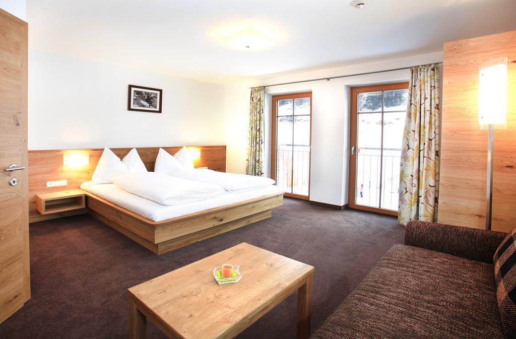 Tarlack Appartements Huetten 34 Leogang Rum bild