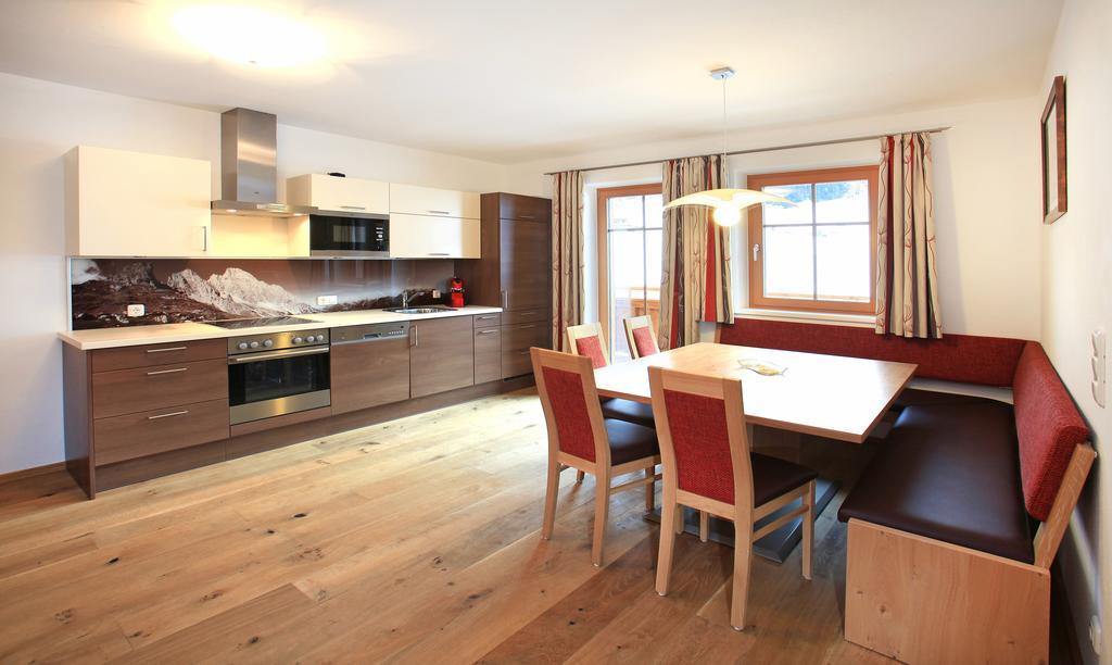 Tarlack Appartements Huetten 34 Leogang Rum bild